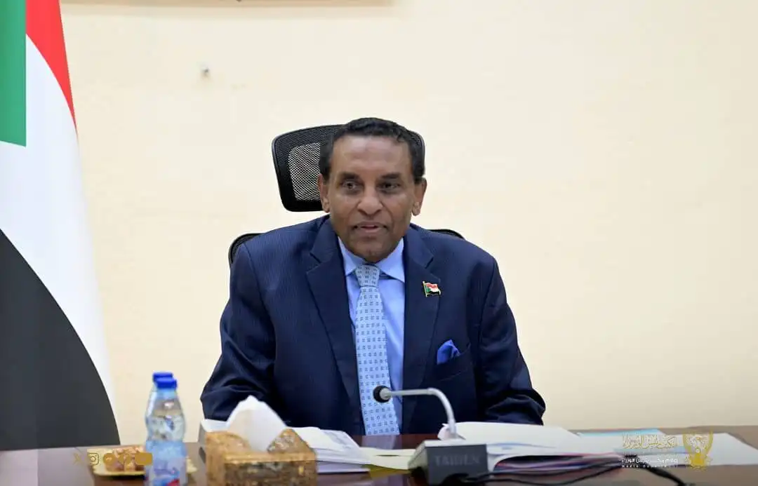 رئيس الوزراء يخاطب أعلى دوائر صنع القرار في بريطانيا لمراجعة القيود على الطلاب السودانيين  