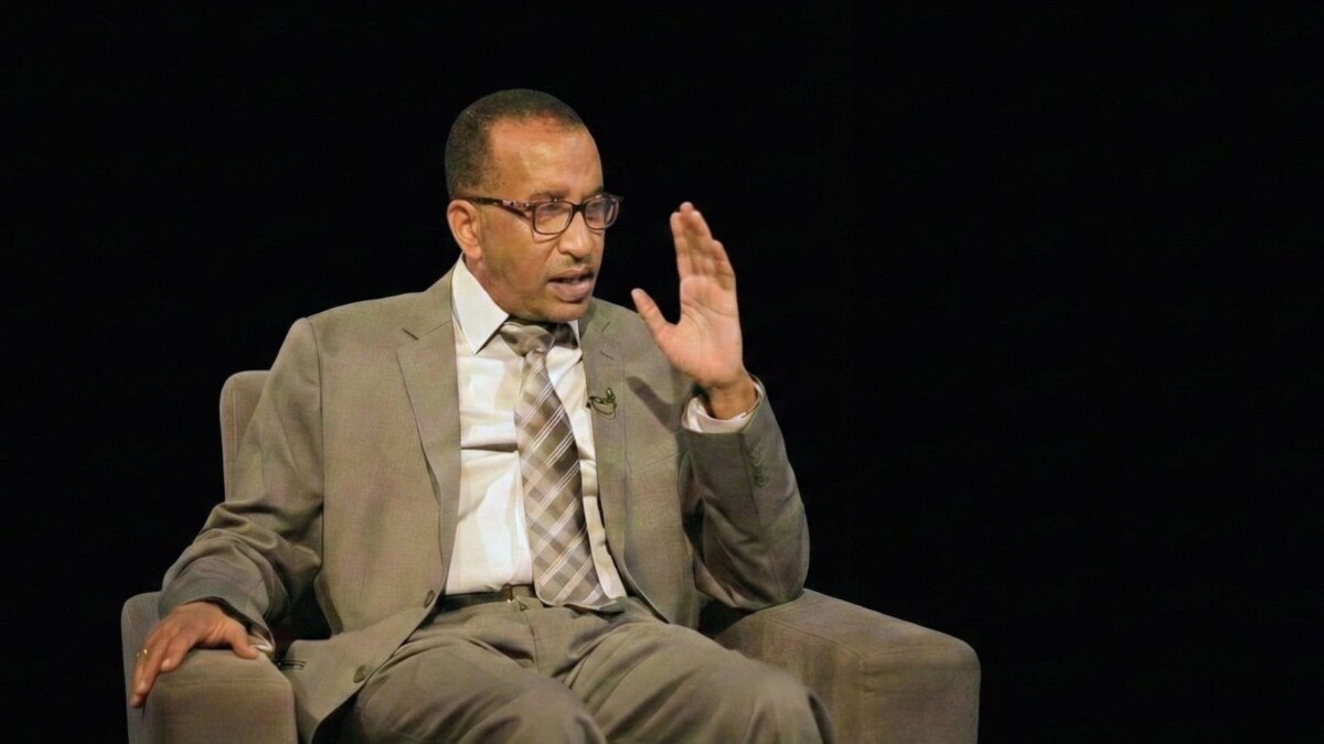 عمر الدقير يعلق قرار نقابة الصحفيين بالانسحاب من تحالف صمود  