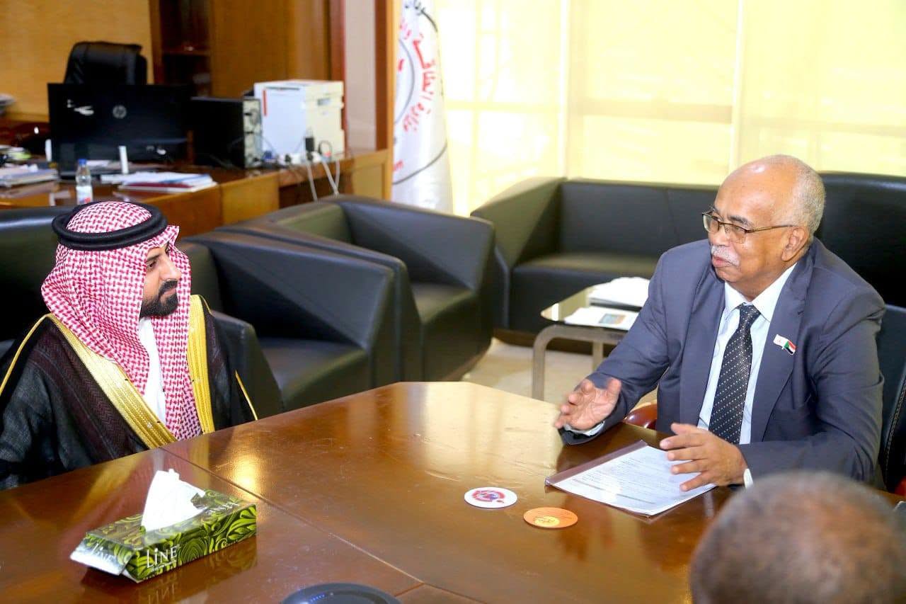 مجموعة طويق السعودية تعلن رغبتها الاستثمار في الطاقة بالسودان  
