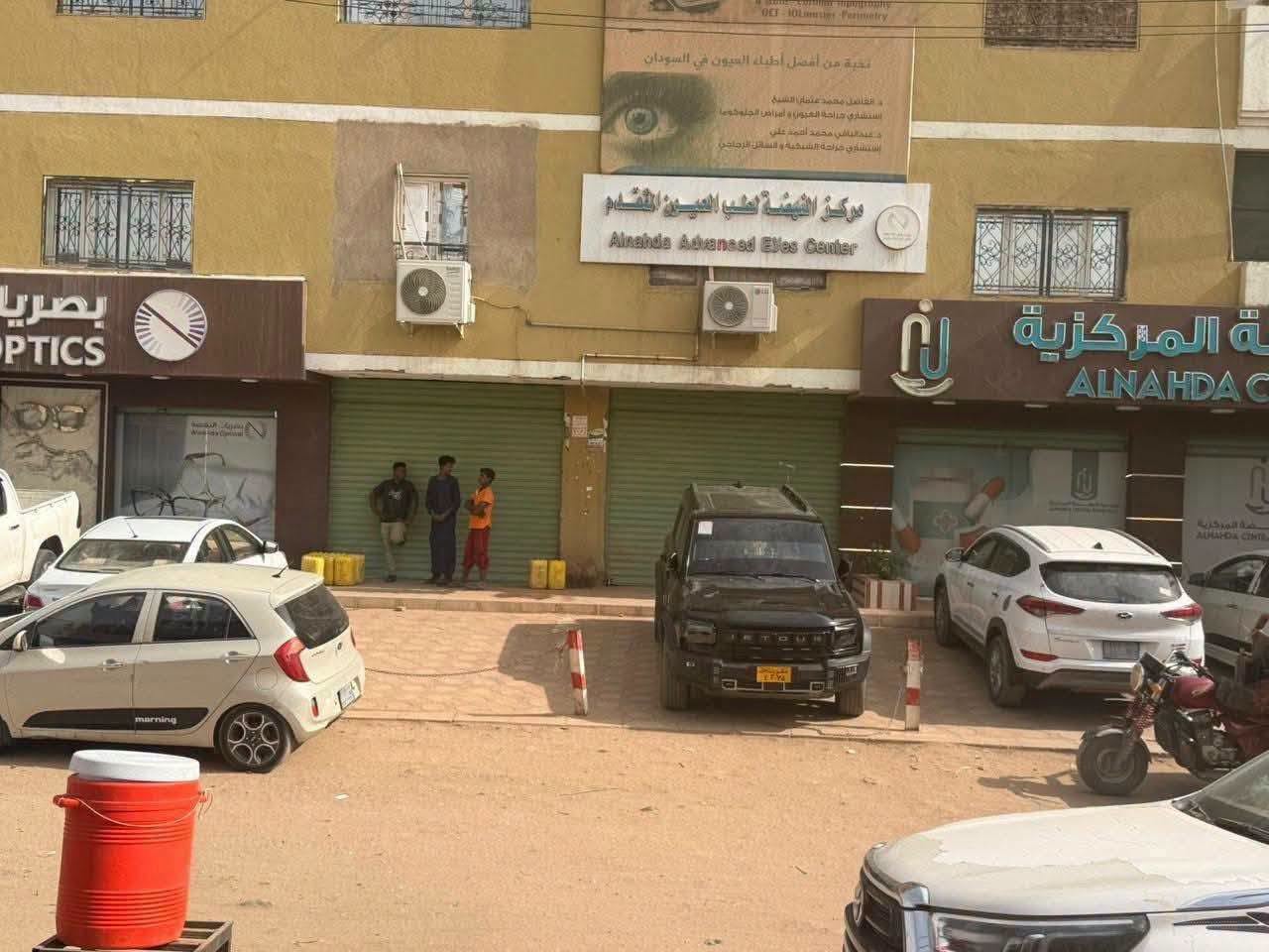 التجار يغلقون سوق عطبرة إلى أجل غير مسمى ويتحدثون عن جبريل والكتاب الأسود  