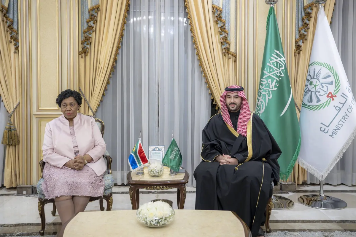 نقاشات سعودية  جنوب أفريقية حول مجالات التعاون الدفاعي