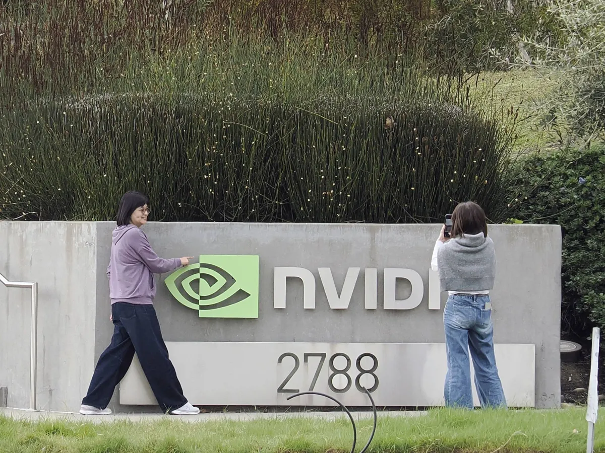 إنفيديا: أرباح فلكية وتوقعات تتجاوز السقف... وتساؤلات حول الفائض النقدي