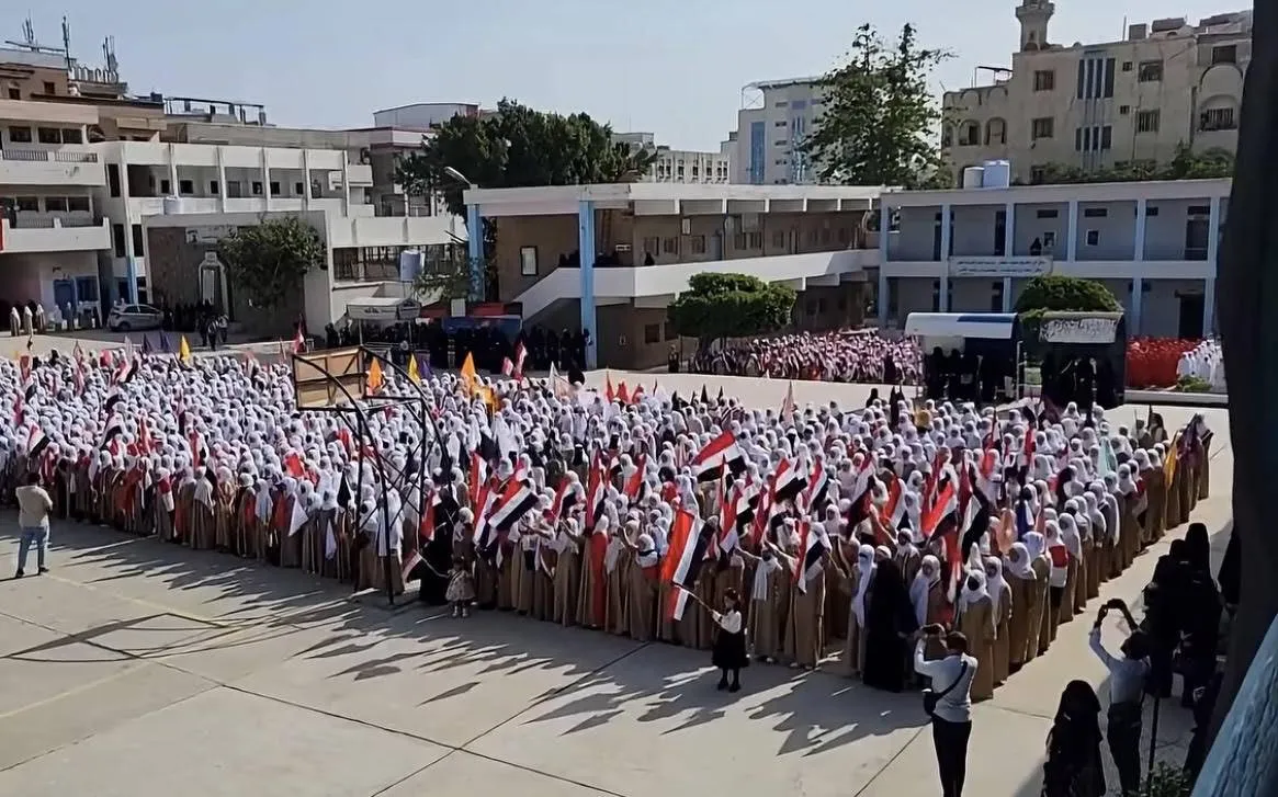 أزمة المعيشة تدفع أطفال اليمن خارج مقاعد الدراسة