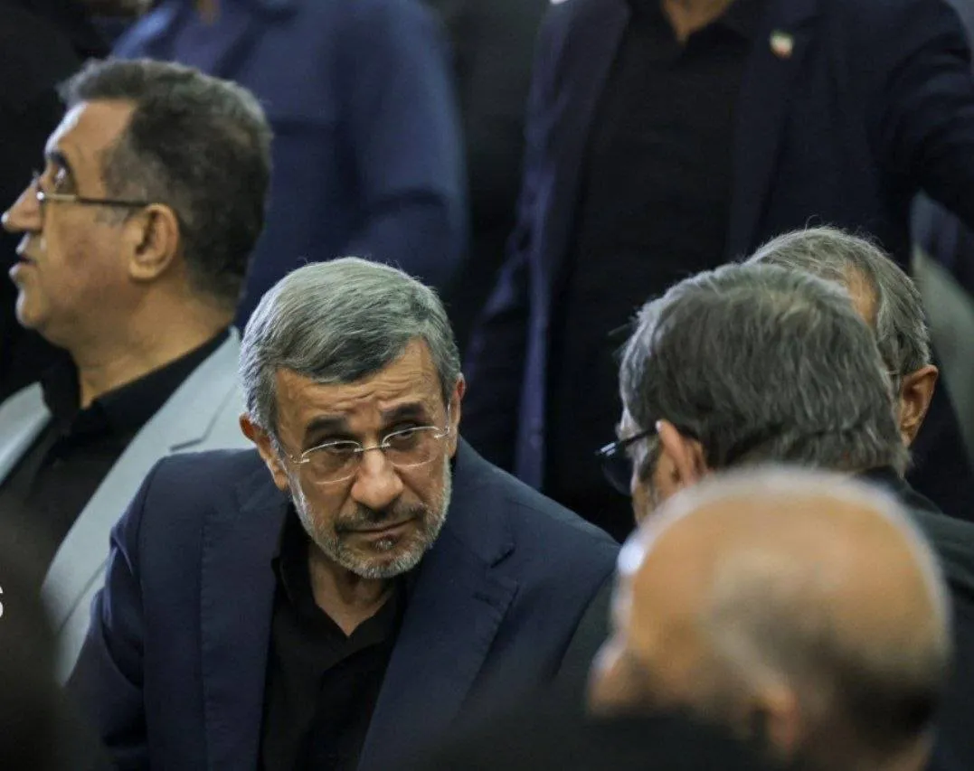 خطة إسرائيل لتنصيب أحمدي نجاد ترتد على نتنياهو