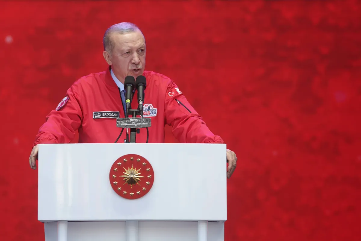 إردوغان مشيدا بحل العمال الكردستاني: قرار مهم لتعزيز السلام والأخوة في تركيا020 إردوغان مشيدا بحل العمال الكردستاني: قرار مهم لتعزيز السلام والأخوة في تركيا