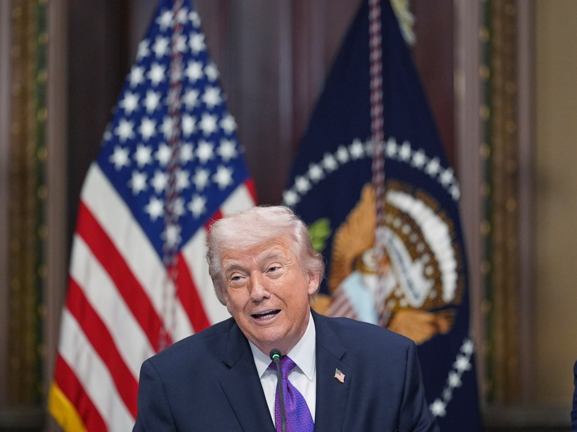 اضرب الرأس.. وول ستريت جورنال: ترمب يختبر نموذجا جديدا لتغيير الأنظمة