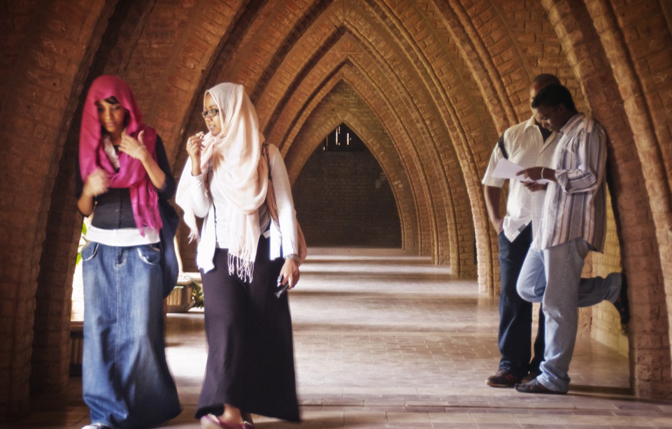 عودة الجامعات إلى الخرطوم.. ماذا قال وزير التعليم العالي  