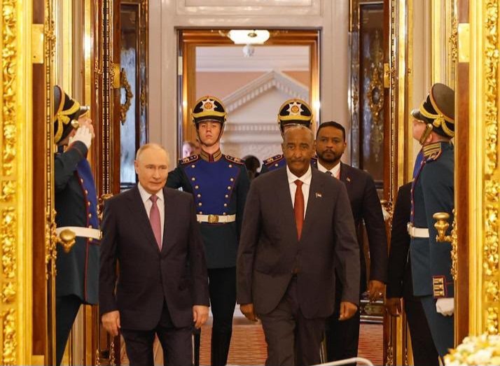البرهان وبوتين.. تفاهمات استراتيجية واستثمارات روسية بالسودان  