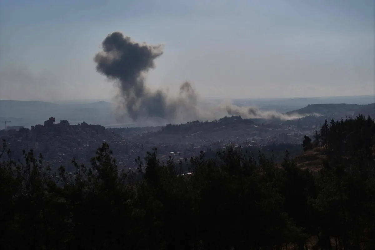 4 إصابات بانفجارات في مستودع ذخيرة جنوب حلب