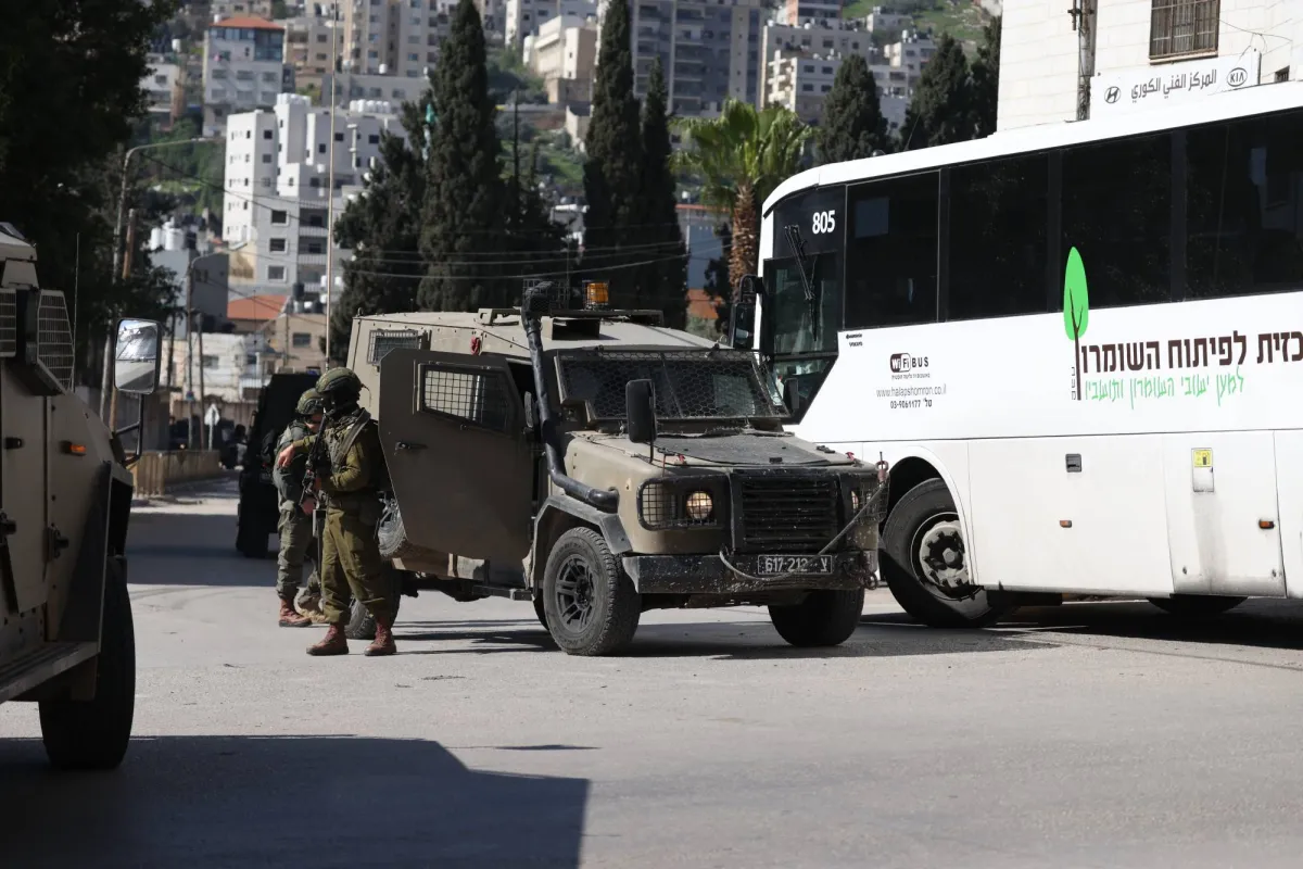 زامير: هجمات المستوطنين بالضفة غير مقبولة أخلاقيا