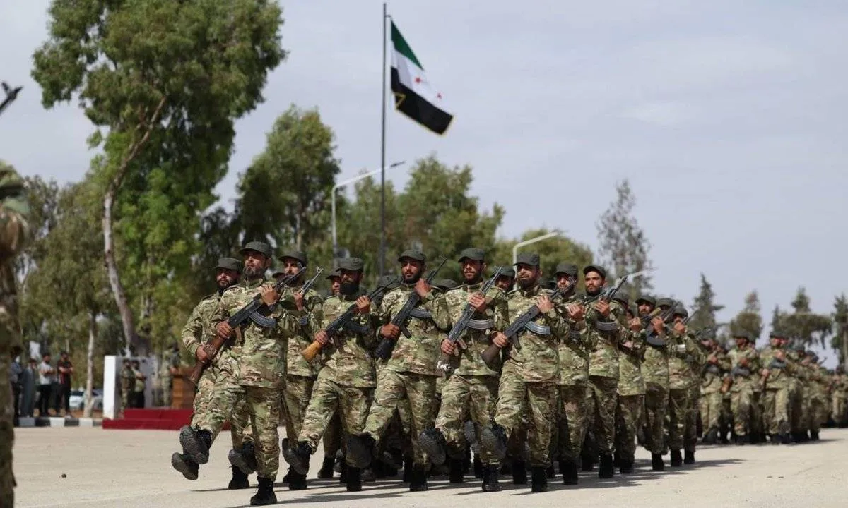 ماذا كان وراء استنفار الجيش السوري الثلاثاء