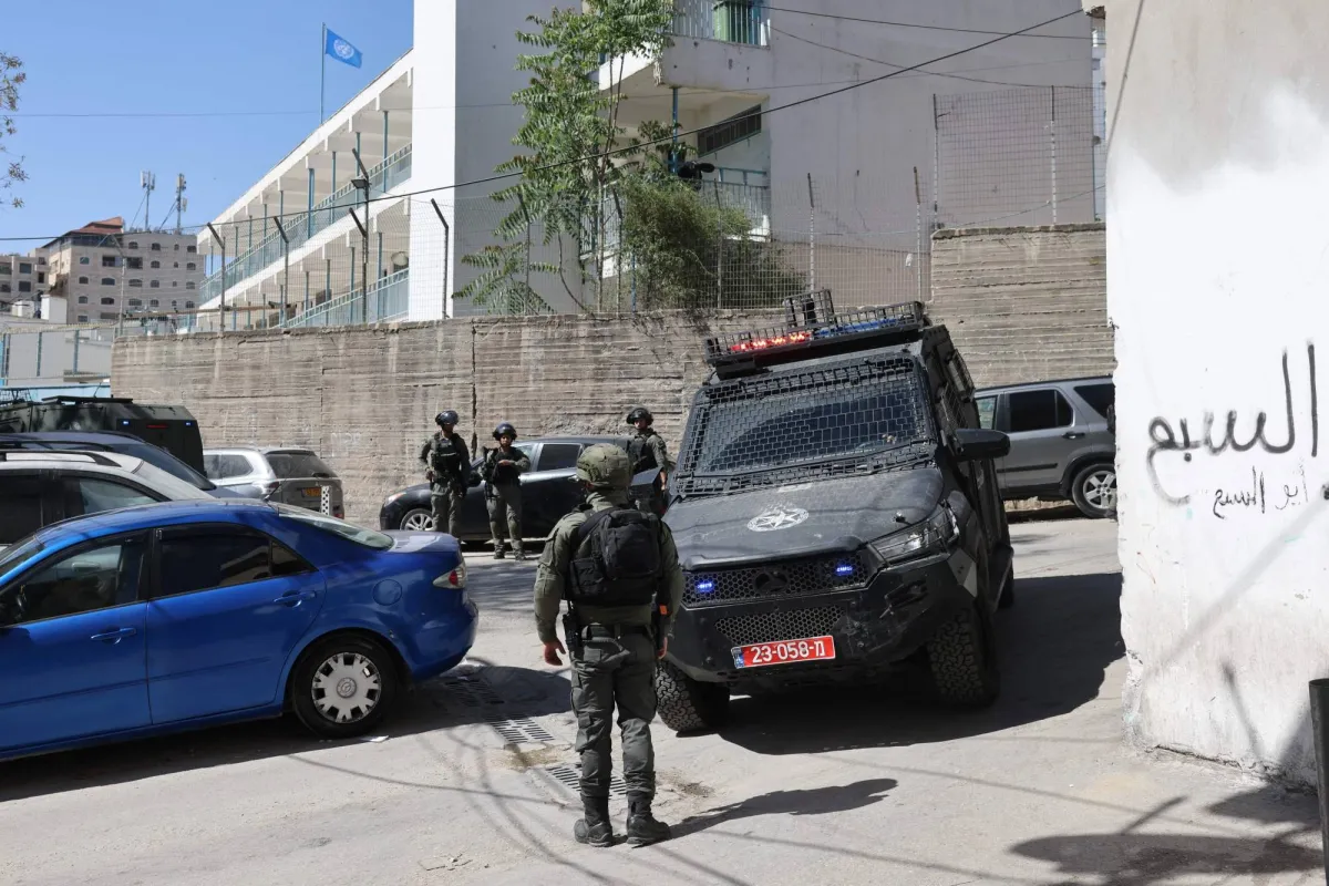 قوات إسرائيلية تغلق مدرستين للأمم المتحدة بالقدس الشرقية... والسلطة الفلسطينية تستنكر020 قوات إسرائيلية تغلق مدرستين للأمم المتحدة بالقدس الشرقية... والسلطة الفلسطينية تستنكر