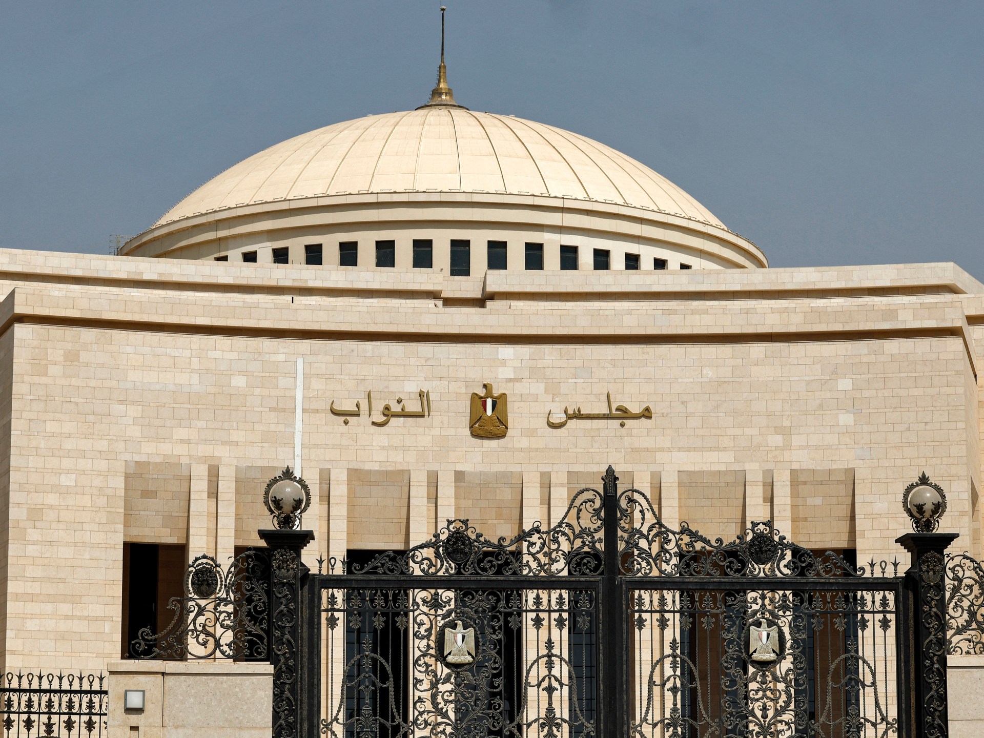 البرلمان المصري يمدد نقاشاته بشأن الدعم الدفاعي للسعودية إلى الاثنين