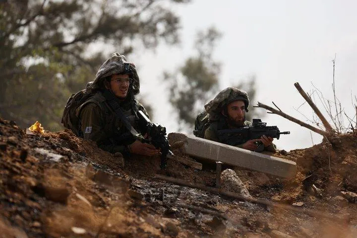 مقتل جنديين إسرائيليين في غزة بانفجار عرضي لمسيرة