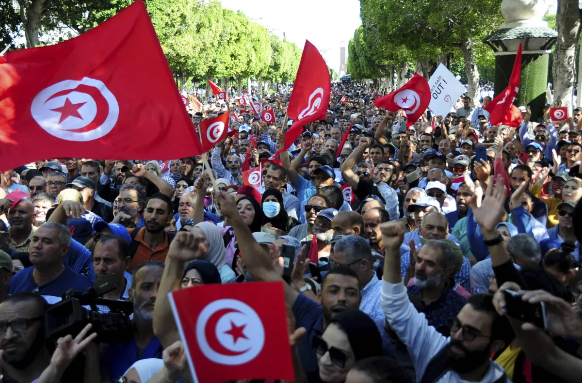 تونس: دعوات للاحتجاج في ذكرى إعلان التدابير الاستثنائية