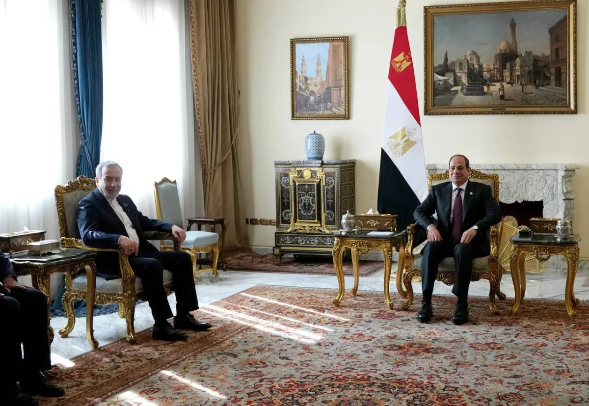 السيسي يؤكد حتمية عودة الملاحة في البحر الأحمر إلى طبيعتها