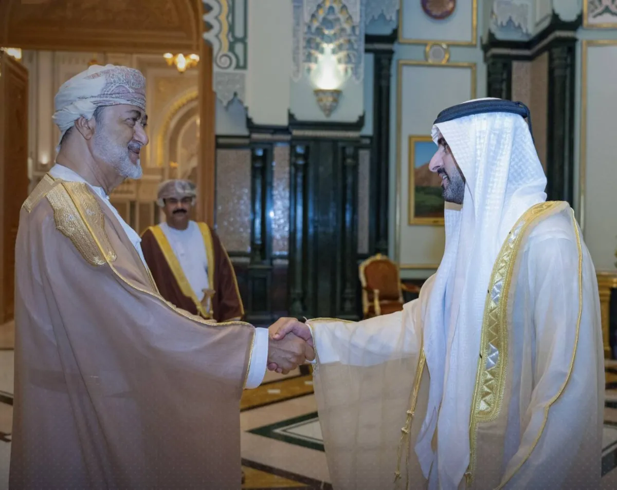 سلطان عمان يلتقي ولي عهد دبي ويستعرضان العلاقات الثنائية020 سلطان عمان يلتقي ولي عهد دبي ويستعرضان العلاقات الثنائية
