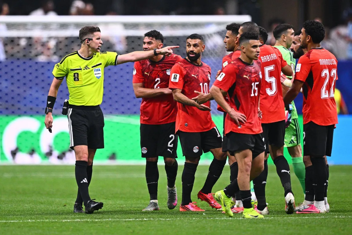الاتحاد المصري يطالب فيفا باستبعاد حكم مباراة الأرجنتين من المونديال