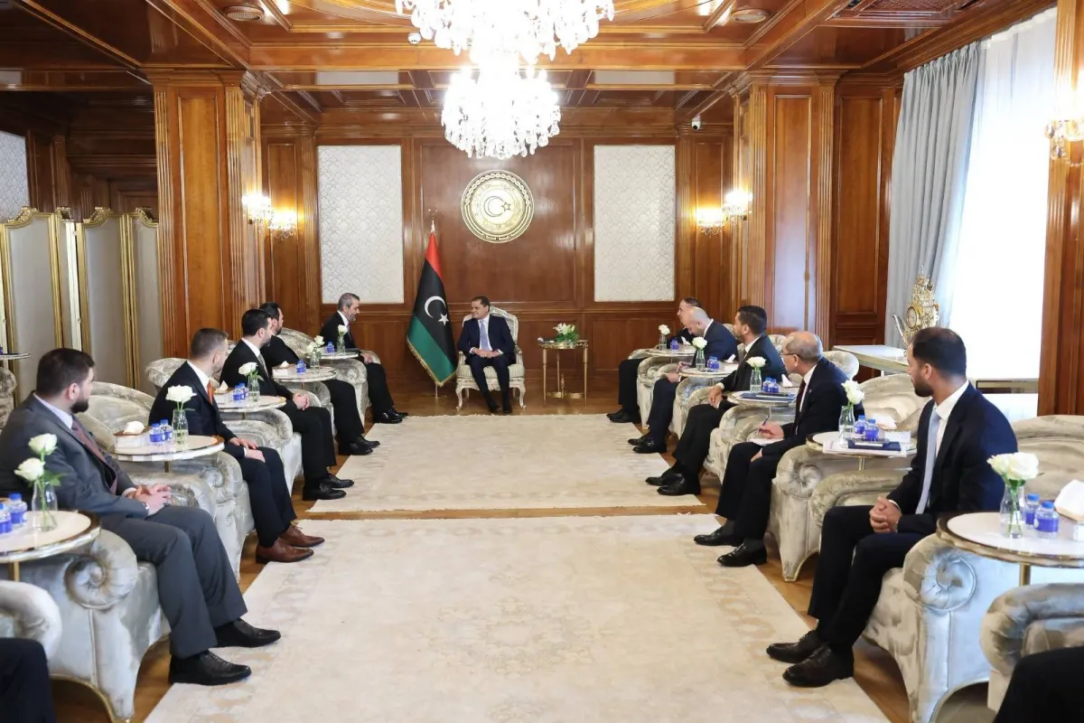 بعد 14 عاما من الغياب... الدبلوماسية السورية تستعيد حضورها في ليبيا