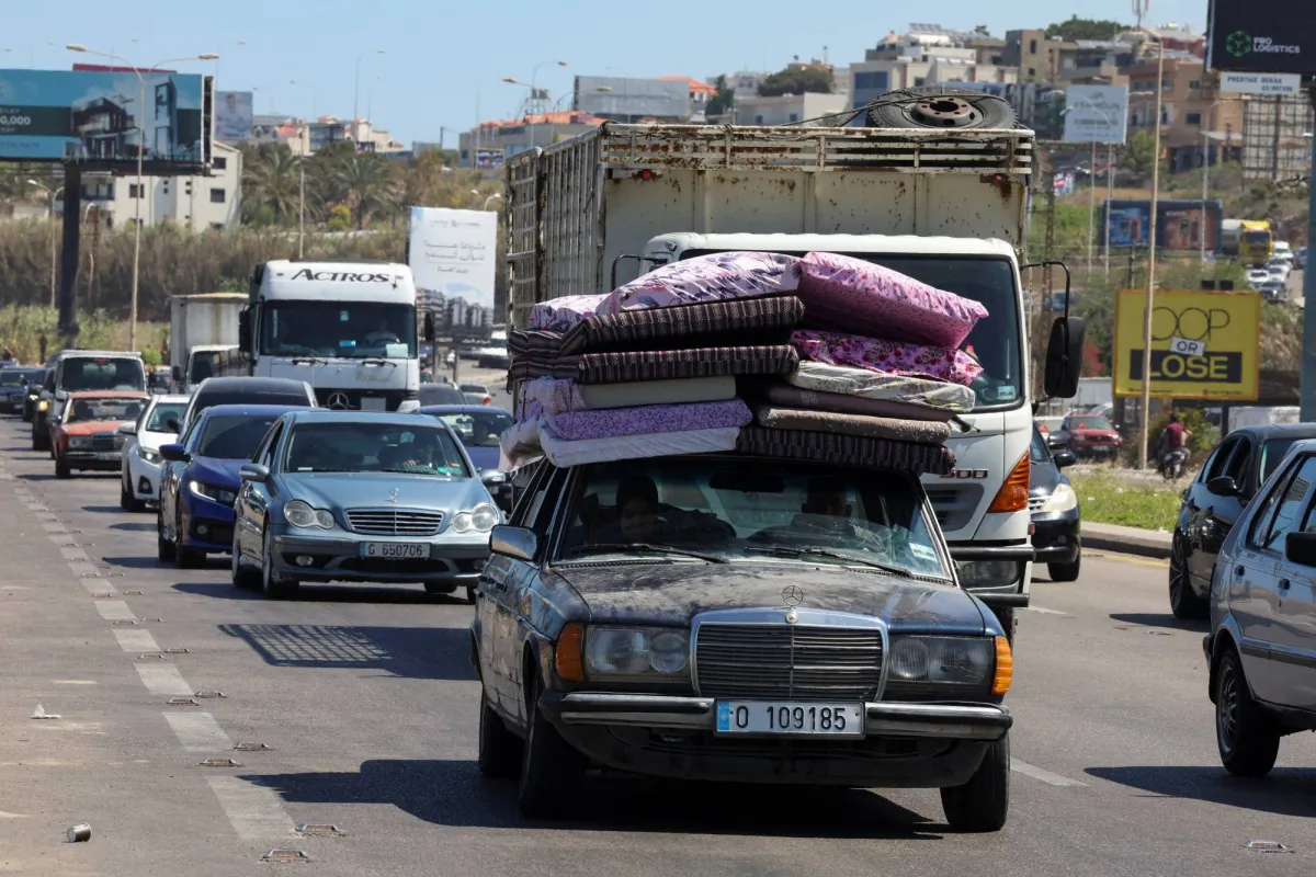 نازحو الجنوب والضاحية... بين حماسة العودة والخوف من المجهول