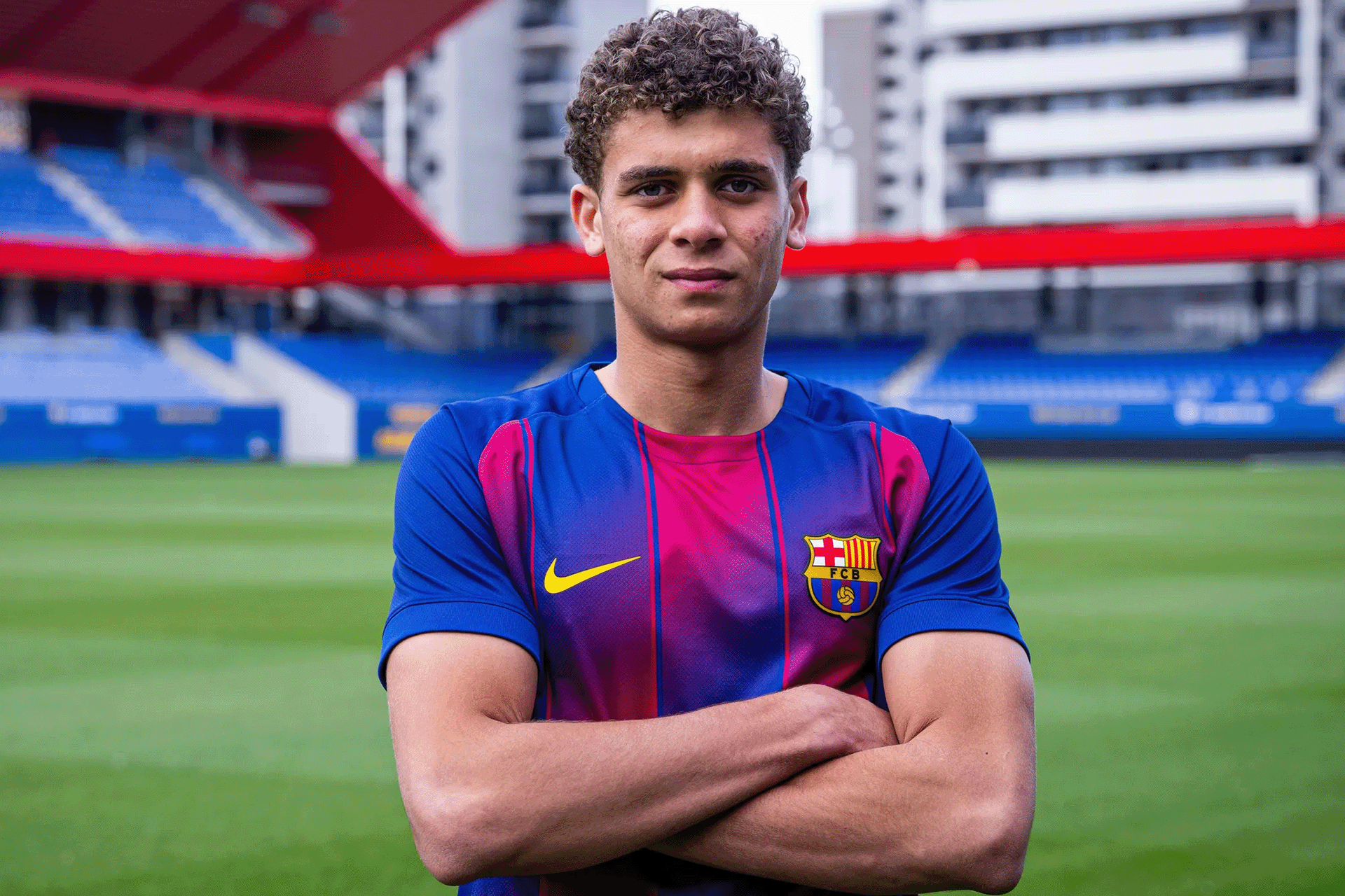 المصري حمزة عبد الكريم يقترب من الظهور الأول مع برشلونة