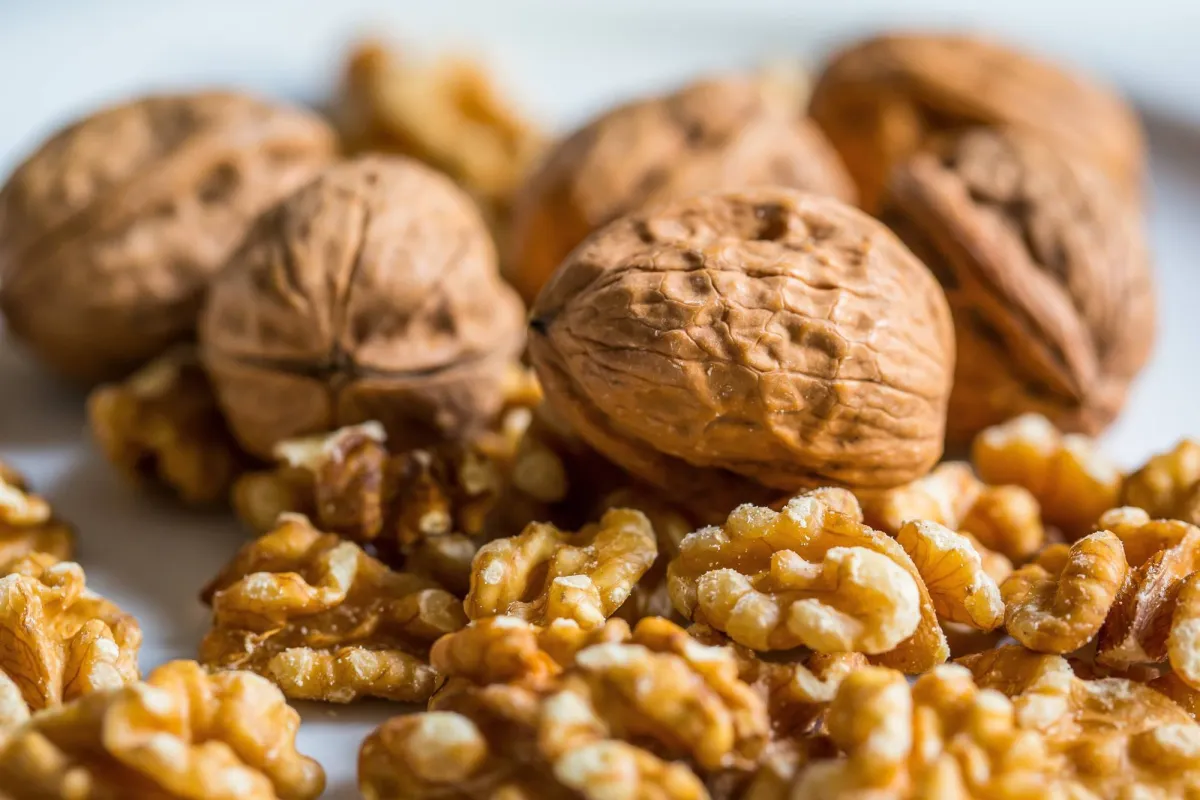 كيف يخفض الجوز مستويات التوتر