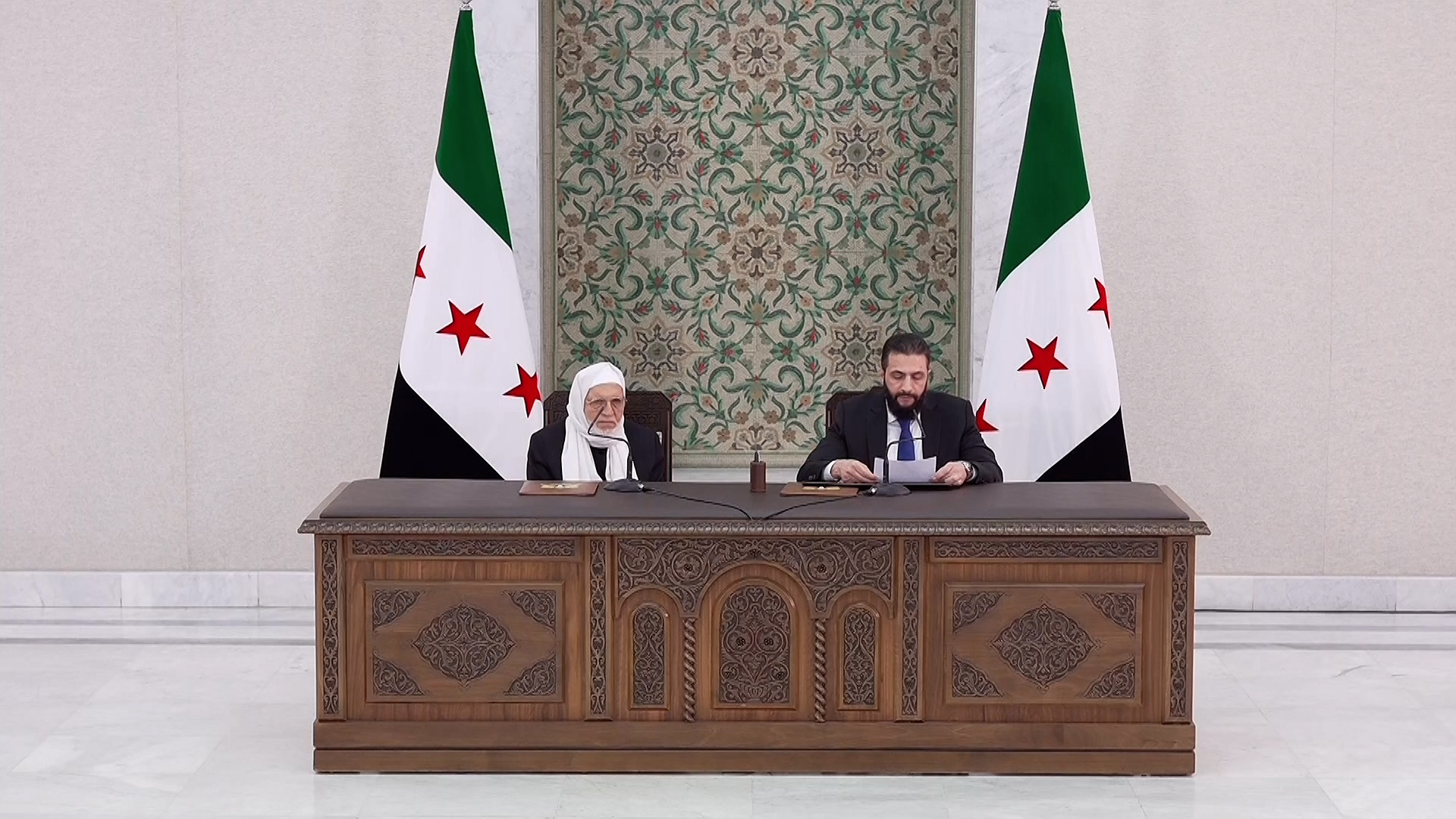 الشرع يعين الشيخ أسامة الرفاعي مفتيا عاما لسوريا