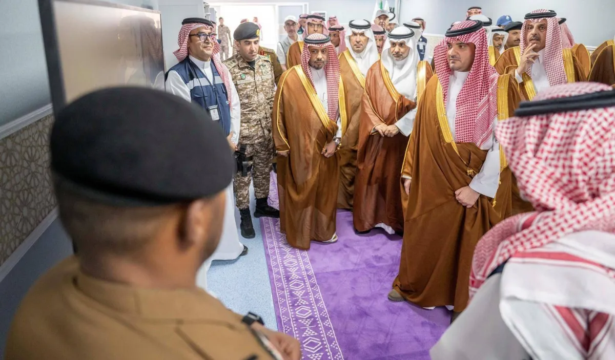وزير الداخلية السعودي يتفقد مشروعات تطويرية في المشاعر المقدسة