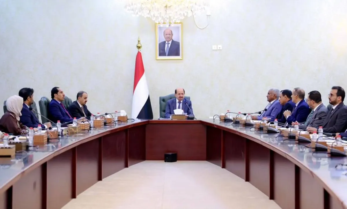 الحكومة اليمنية: رد التحالف على الحوثيين ضمن جهود مكافحة الإرهاب