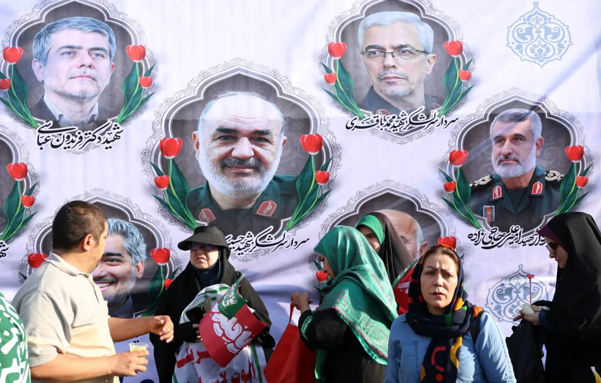 الحرس الثوري الإيراني يلغي مراسم تشييع قادته المقررة بعد غد020 الحرس الثوري الإيراني يلغي مراسم تشييع قادته المقررة بعد غد