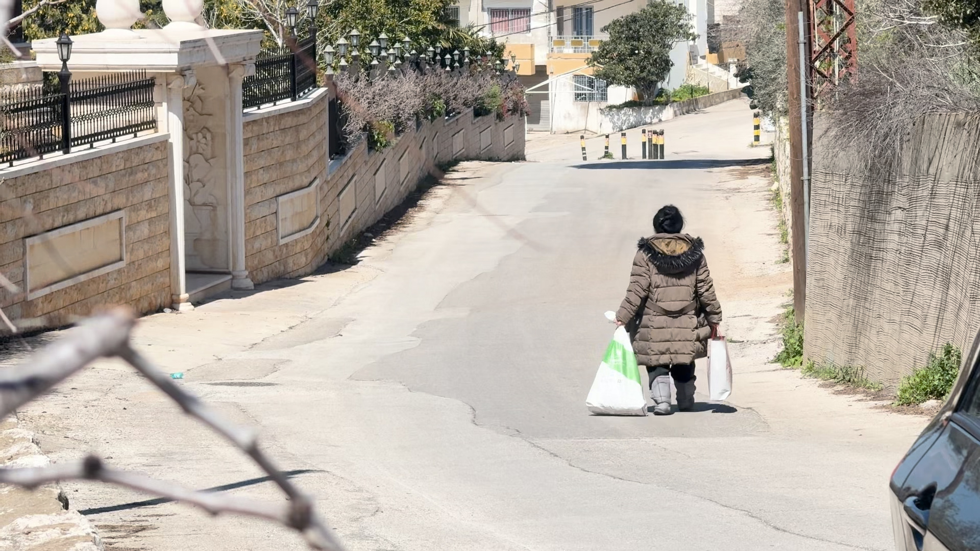 فيديو.. الجزيرة نت ترصد يوميات أهالي إبل السقي جنوب لبنان