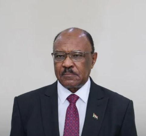 وزير الخارجية إلى الكويت  