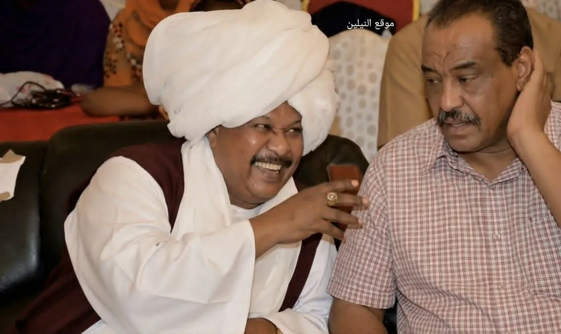 فيديو.. مايسترو الله يسترو ومفروض يعالج نفسه.. ترباس يسخر من عبد الوهاب وردي ويثير ضحكات الجمهور والحاضرين