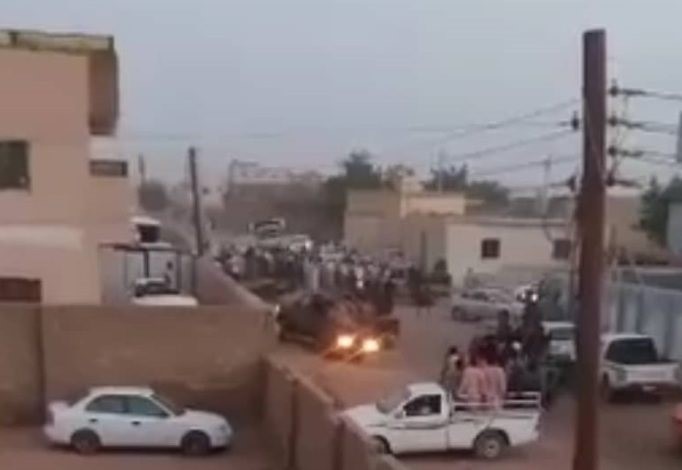 تفاصيل جديدة .. مقتل 8 وإصابة 14 في اشتباكات مسلحة بالدبة و تشديد الإجراءات الأمنية