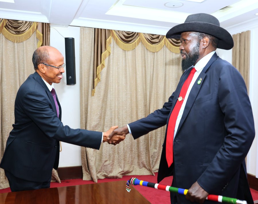 وفد أفريقي رفيع يلتقي سلفاكير لدفع تنفيذ اتفاق السلام في جنوب السودان020 وفد أفريقي رفيع يلتقي سلفاكير لدفع تنفيذ اتفاق السلام في جنوب السودان