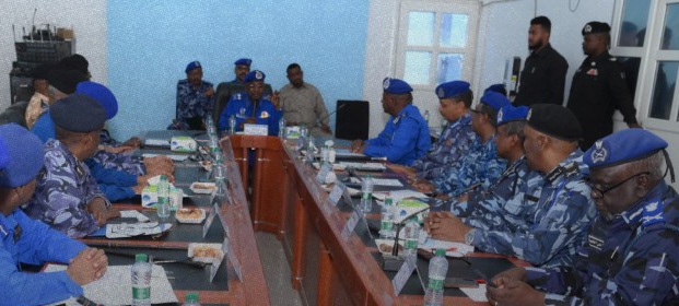 الشرطة السودانية تنتفض 020 الشرطة السودانية تنتفض