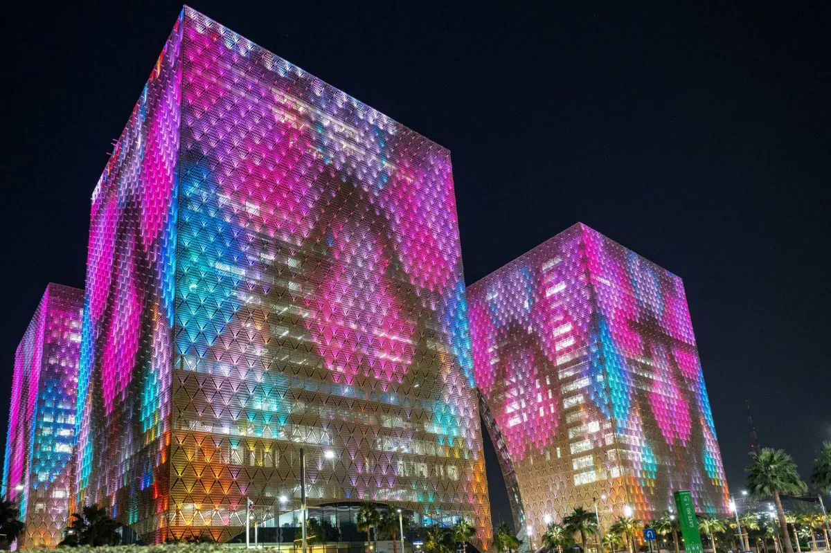 رؤية السعودية تقود التحول الرقمي وتدفع التقدم في الاقتصاد المعرفي020 رؤية السعودية تقود التحول الرقمي وتدفع التقدم في الاقتصاد المعرفي