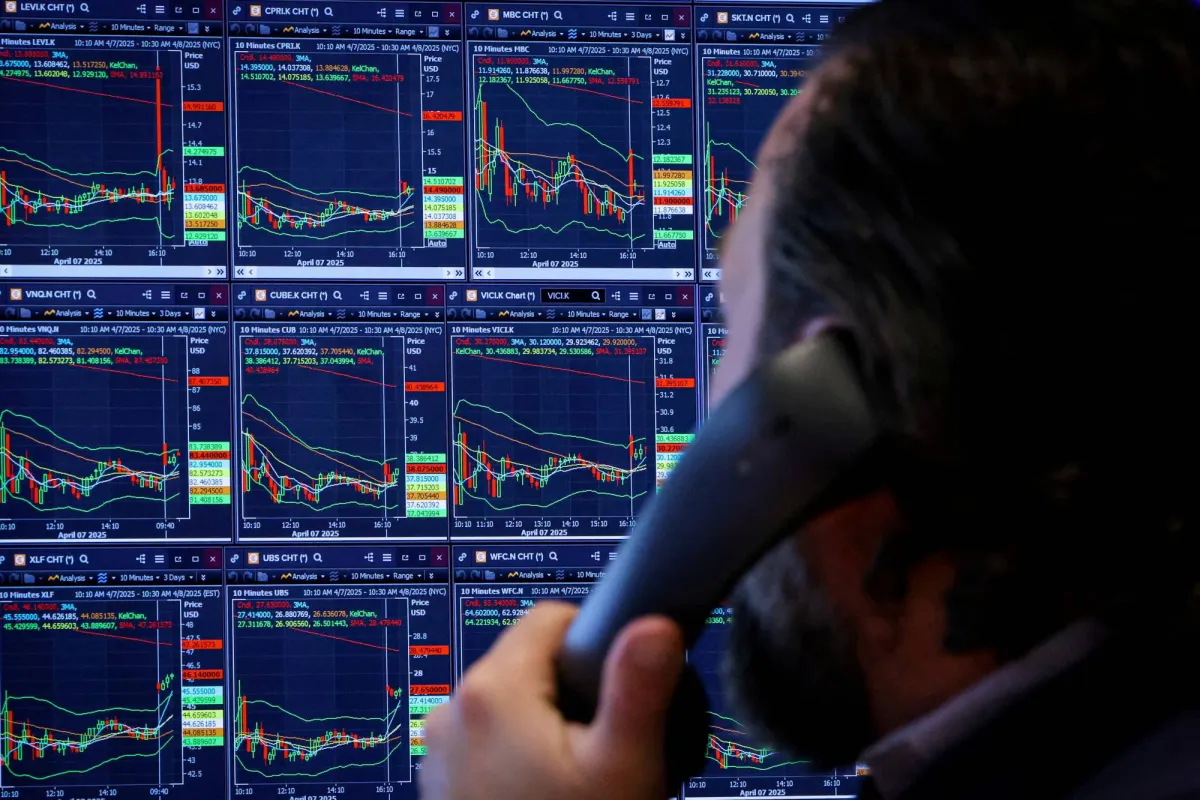 تقييمات تاريخية وموجات بيع متقطعة تذكي مخاوف الفقاعة في الأسواق الأميركية