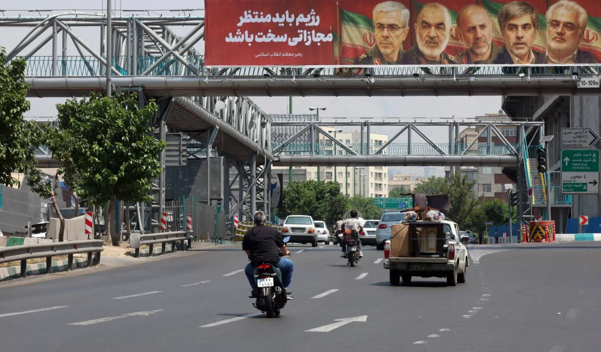 الحرس الثوري يؤكد مقتل رئيس استخباراته ونائبه بقصف إسرائيلي اليوم020 الحرس الثوري يؤكد مقتل رئيس استخباراته ونائبه بقصف إسرائيلي اليوم