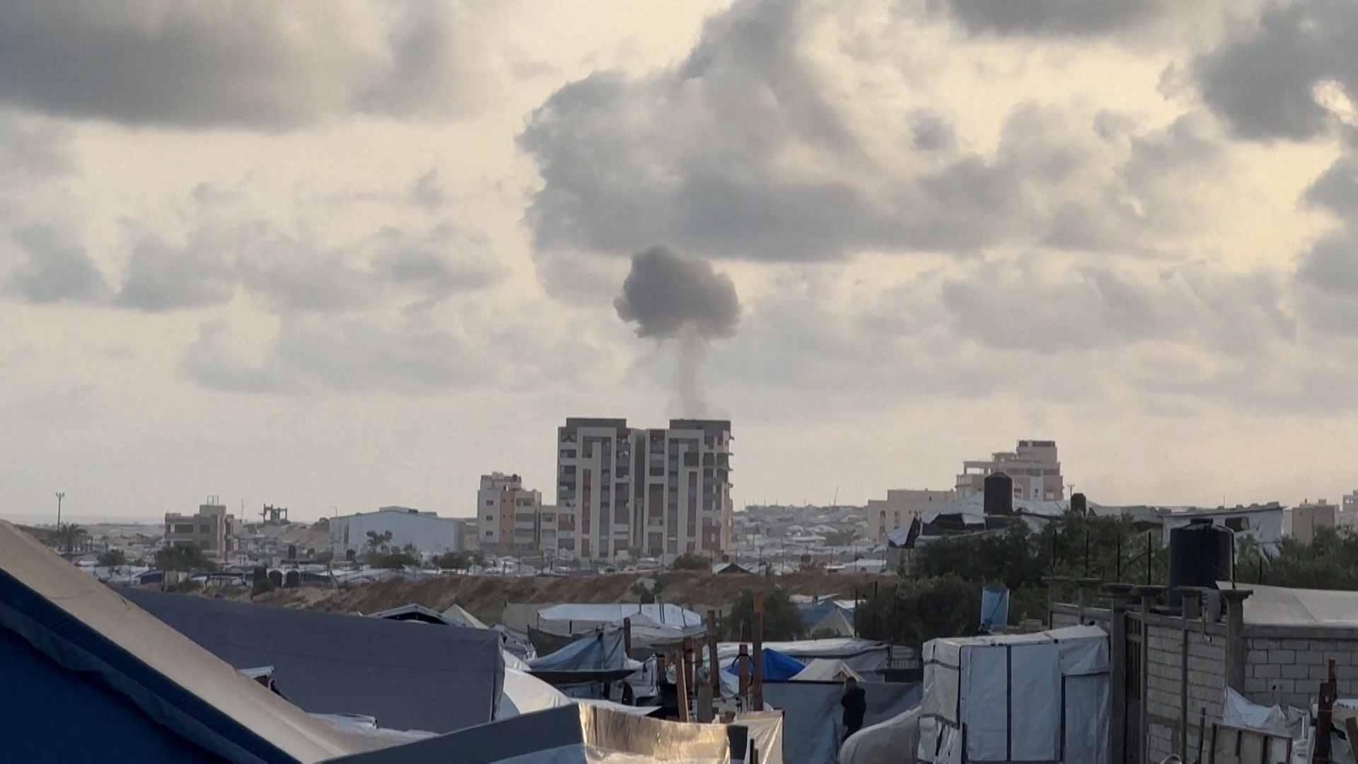 ما نعرفه عن عملية إسرائيل الفاشلة في خان يونس020 ما نعرفه عن عملية إسرائيل الفاشلة في خان يونس