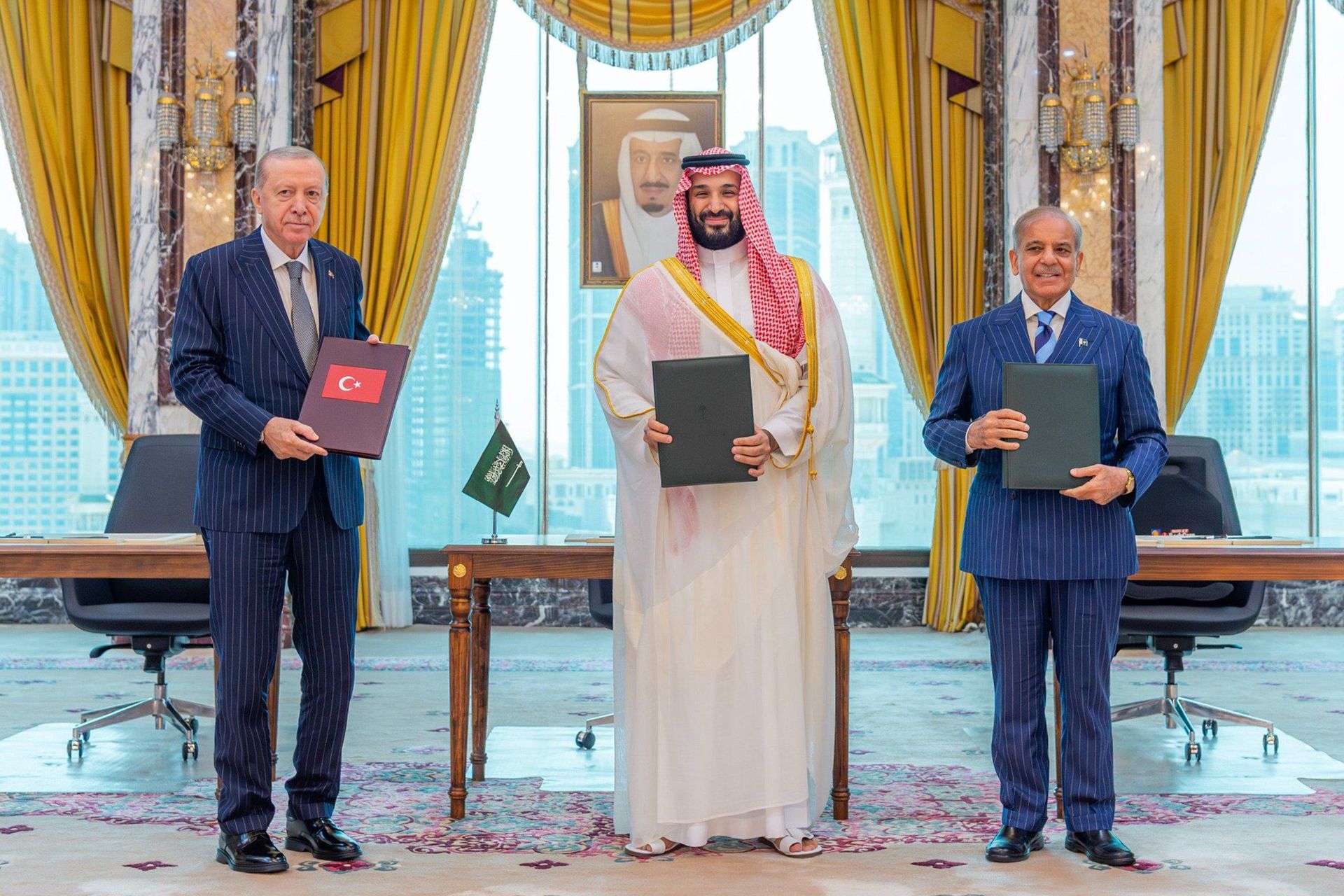 نهاية الشرق الأوسط القديم.. تحالفات جديدة وعالم أكثر خطورة
