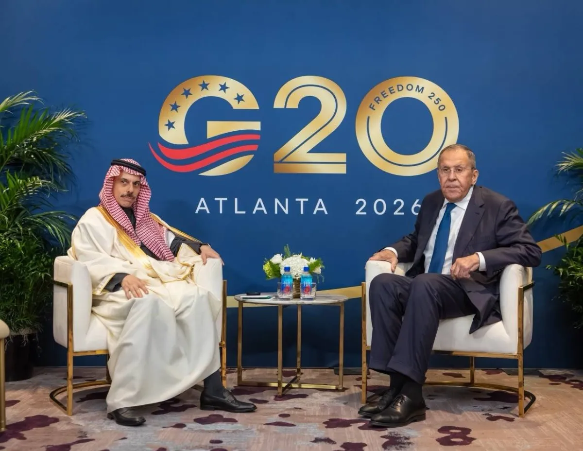 وزير الخارجية السعودي يبحث تعزيز أمن المنطقة مع لافروف ونظيرته الكندية