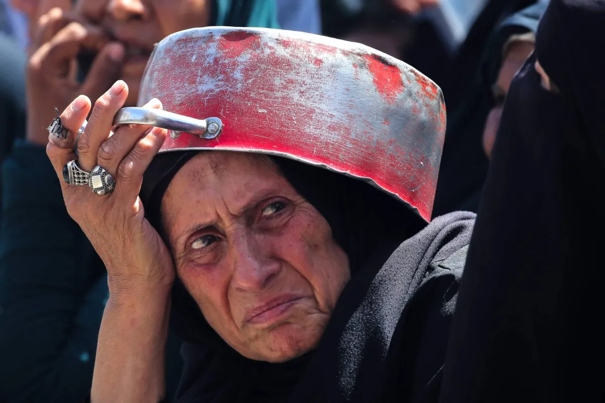 مقتل 7 في قصف إسرائيلي على منطقة المواصي برفح جنوب غزة020 مقتل 7 في قصف إسرائيلي على منطقة المواصي برفح جنوب غزة