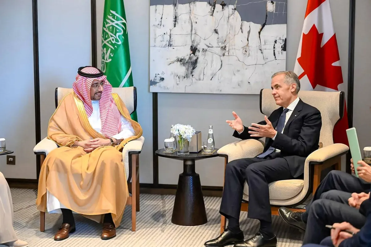 الخريف يتباحث مع رئيس وزراء كندا في جدة لتعميق التعاون الصناعي والتعديني