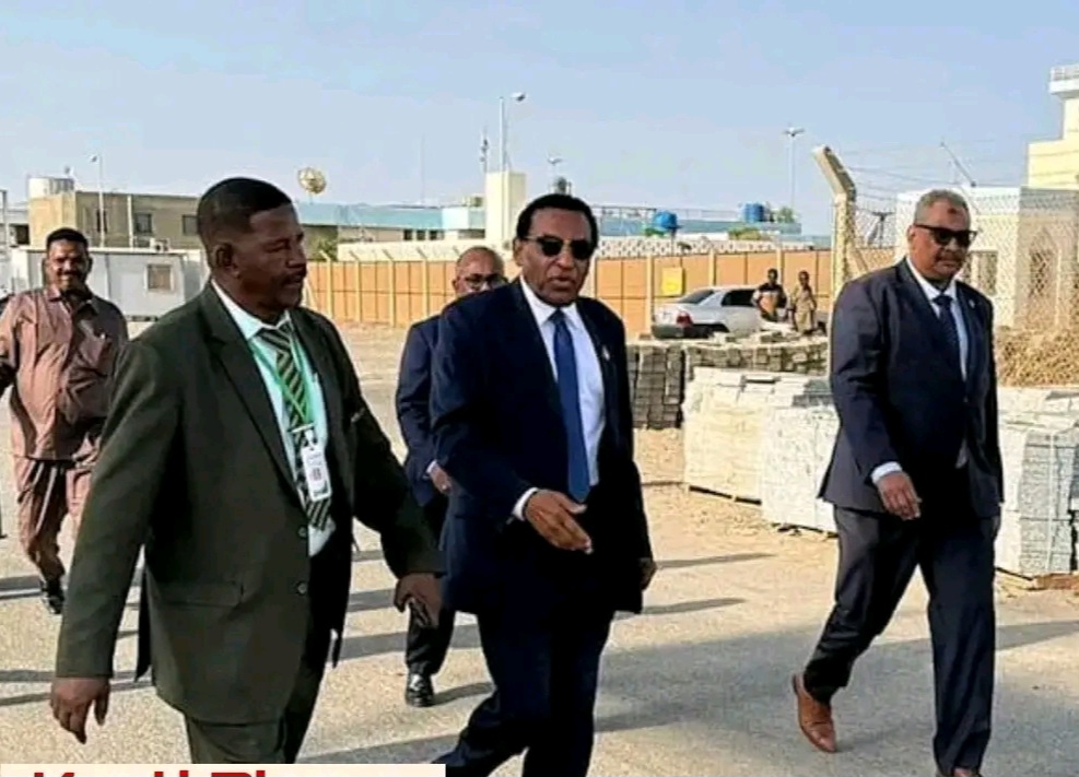 مطار بورتسودان.. ماذا فعل رئيس الوزراء صباح اليوم  
