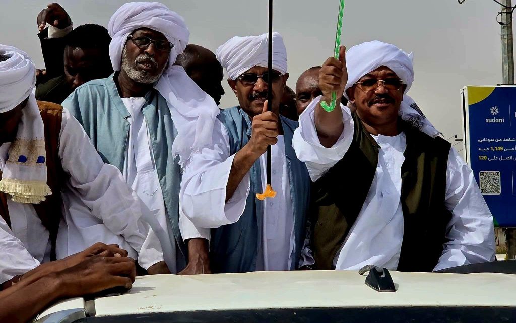 طي الخلاف بين والي كسلا والناظر ترك