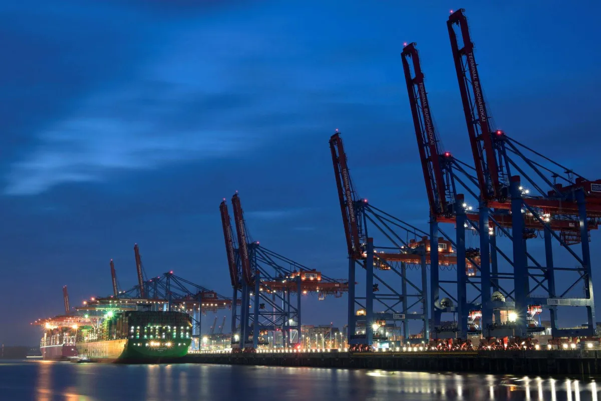 معهد إيفو: الحرب في إيران تهدد بخفض توقعات النمو الألماني 0.2 