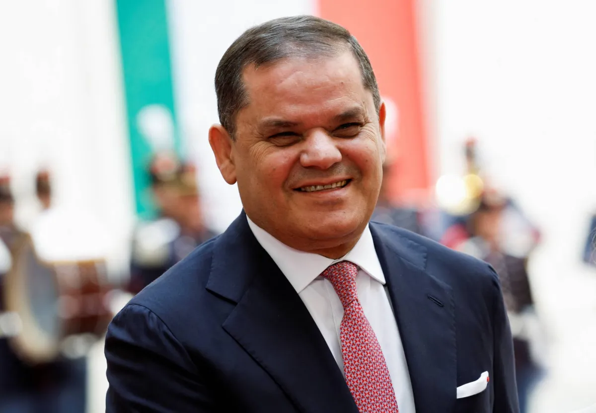 ليبيا.. محتجون يضرمو ليبيا.. محتجون يضرمون النار في جزء من مبنى رئاسة الوزراء بطرابلس