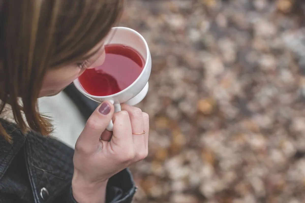 هل يساعد الشاي على تخفيف الصداع... إليك أفضل الأنواع
