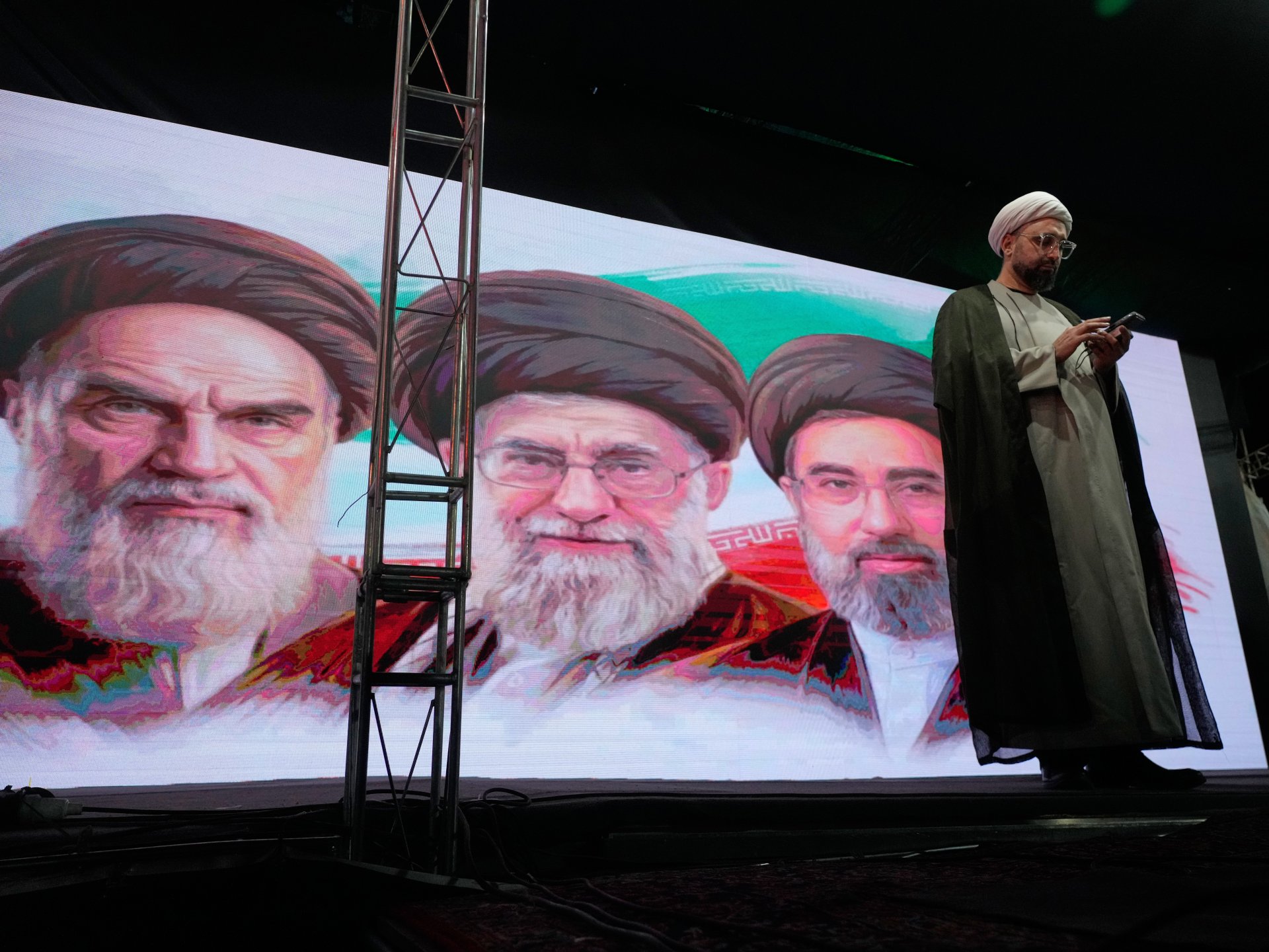 حرب إيران مباشر.. طهران توقف هجماتها وإسرائيل تستمر في قصف لبنان